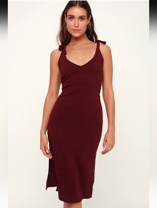 Lulus Dresses & Skirts - Lulus Tie-Shoulder Ribbed Knit Burgundy Dress Size M NWOT